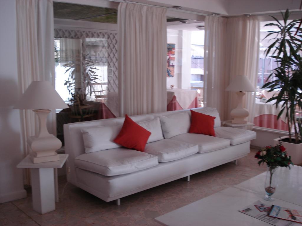 Hotel Americana