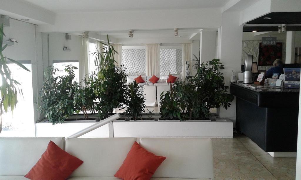 Americana Hotel 3*